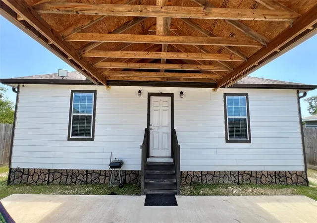 1st image of 186 Road 5210, Cleveland, TX 77327 | MLS# 47204393