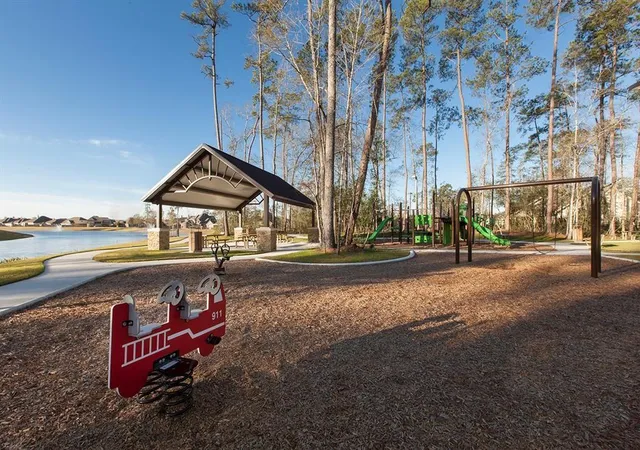 5th image of 32431 Poplar Grove Ln, Spring, TX 77386 | MLS# 44593697