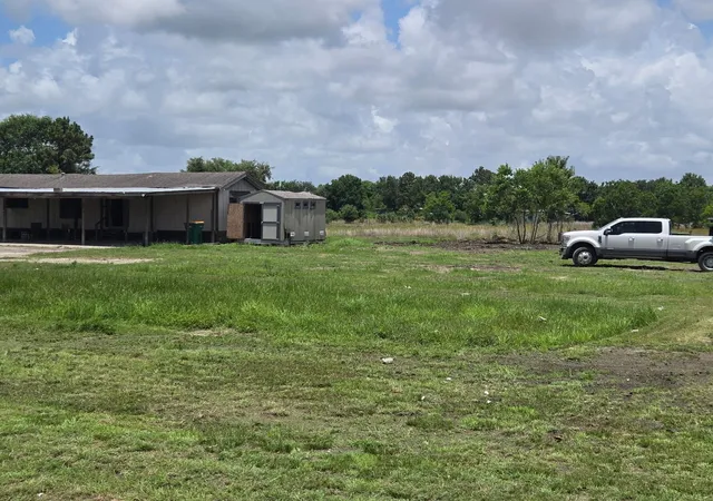 4th image of 8235 County Road 128, Alvin, TX 77511 | MLS# 8939995