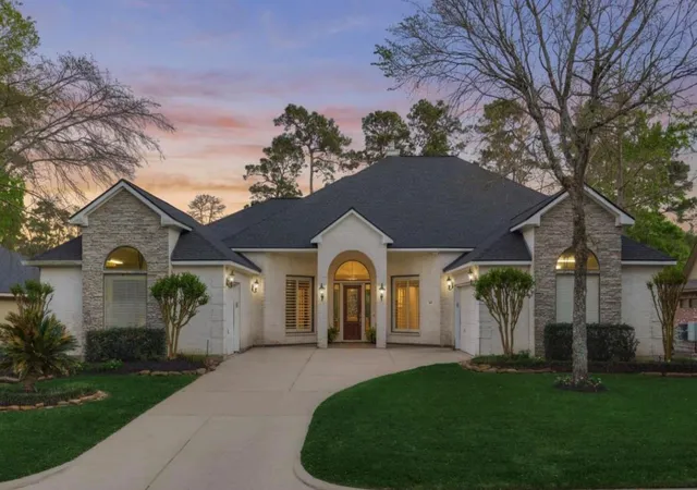 Photo 2 of Sale Pending at 6611 Crse View Ln, Spring, TX 77389 | MLS# 32048515 | Listing updated on 2026-09-05