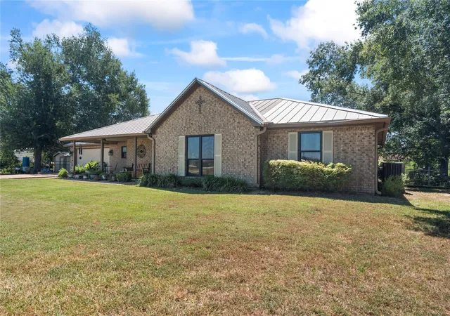 4th image of 38973 Addie Gee Rd, Hempstead, TX 77445 | MLS# 88496550