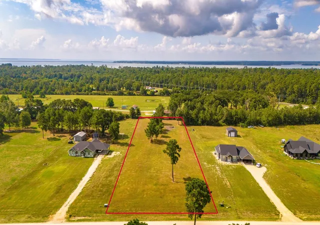2nd image of 350 Brushy Creek Dr, Onalaska, TX 77360 | MLS# 81955624