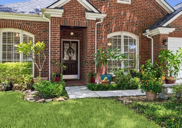 2nd image of 7415 Orchard Hills Lane, Sugar Land, TX 77479 | MLS# 25203372