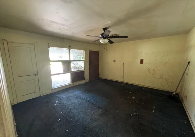 2nd image of 5811 Westover St, Houston, TX 77033 | MLS# 22524494