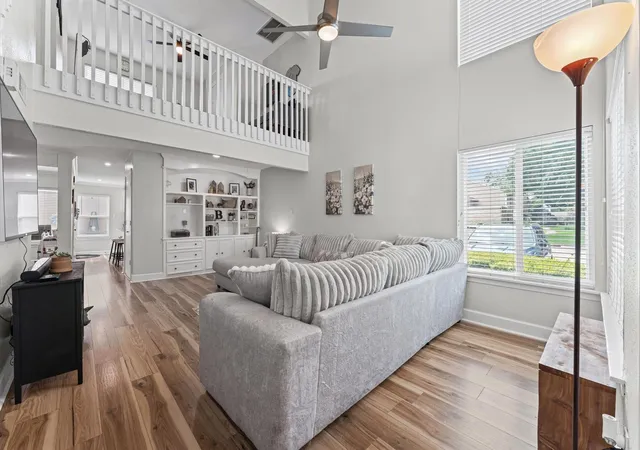3rd image of 11524 Village Pl Dr #68, Houston, TX 77077 | MLS# 25970619