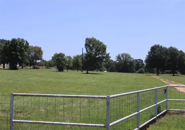 10th image of 27134 Muckelroy Rd, Hempstead, TX 77445 | MLS# 76572435