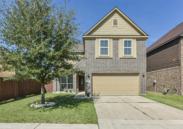 Photo 2 of Single family home for sale at 14723 Nickel Plank Rd, Houston, TX 77049 | MLS# 6782938 | Listing updated on 2026-09-13