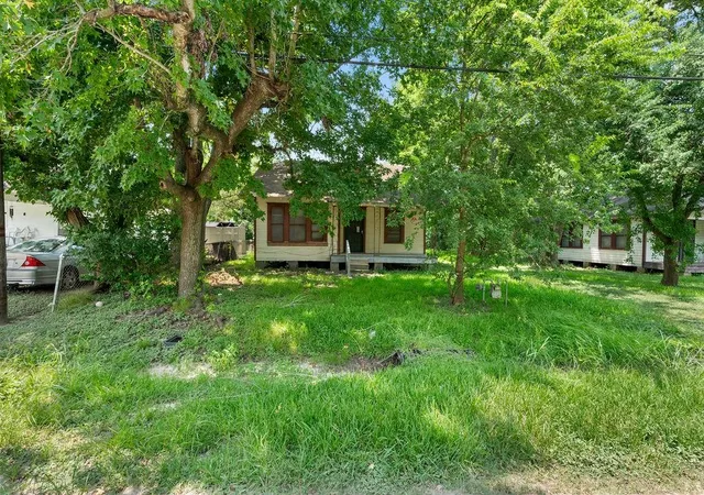 1st image of 7335 Phillips St, Houston, TX 77088 | MLS# 60423355