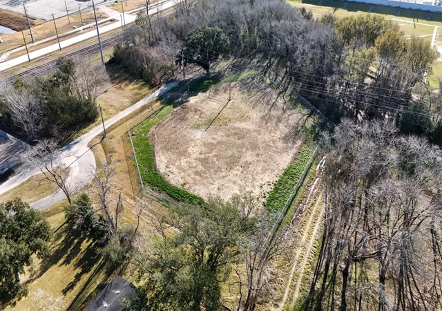 5th image of 414 Washington St, League City, TX 77573 | MLS# 50225673