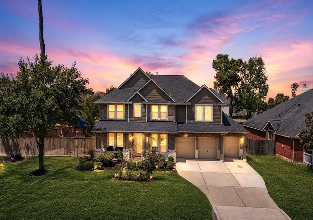 Photo 2 of Single family home for sale at 25215 Piney Heights Ln, Spring, TX 77389 | MLS# 17343330 | Listing updated on 2026-09-13