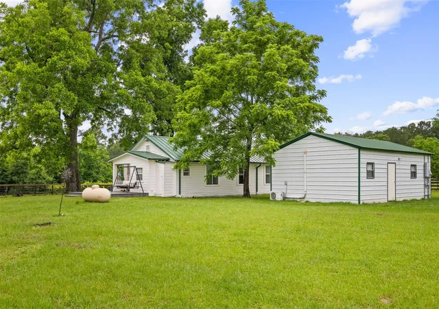 5th image of 60 Pumpkin Church Rd, New Waverly, TX 77358 | MLS# 70336702