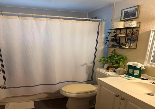 4th image of 7925 Rampart St #107, Houston, TX 77081 | MLS# 96962369