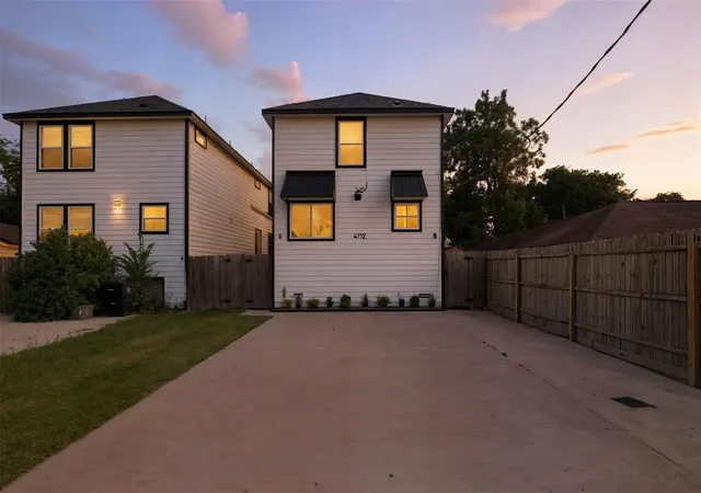 Photo 1 of Multi family home for sale at 4112 Majestic St #AB, Houston, TX 77026 | MLS# 75958821 | Listing updated on 2026-09-12