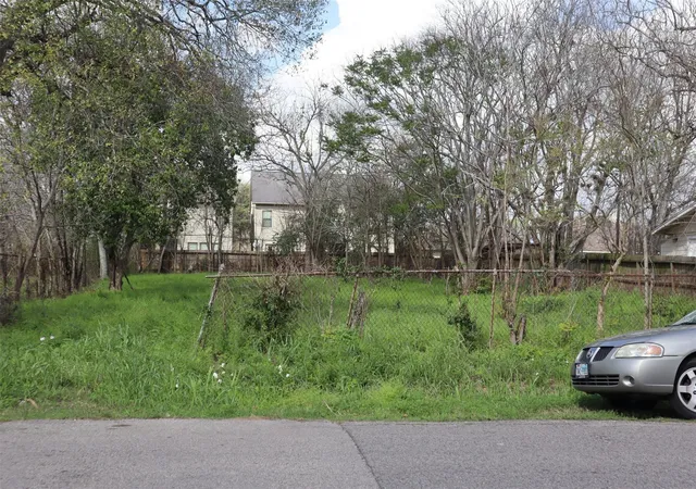 Photo 1 of Land for sale at 4211 Maggie St, Houston, TX 77051 | MLS# 58444734 | Listing updated on 2026-09-03