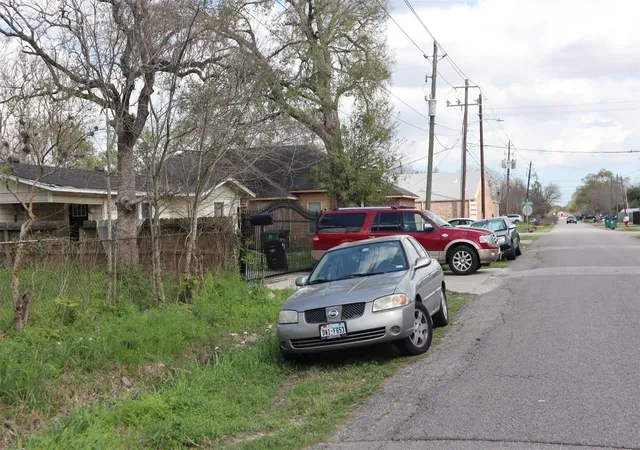 Photo 3 of Land for sale at 4211 Maggie St, Houston, TX 77051 | MLS# 58444734 | Listing updated on 2026-09-03