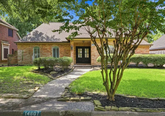 Photo 2 of Sale Pending at 14807 Carols Way Dr, Houston, TX 77070 | MLS# 35339272 | Listing updated on 2026-09-16
