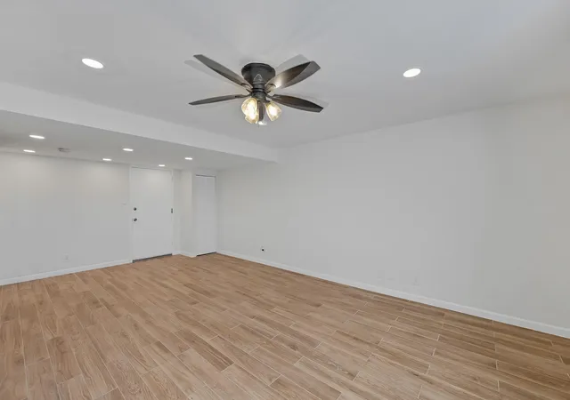 3rd image of 7520 Hornwood Dr, Houston, TX 77036