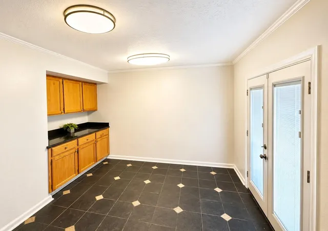 Photo 3 of Townhouse for sale at 4953 Lamonte Ln, Houston, TX 77092 | MLS# 88182361 | Listing updated on 2026-08-28