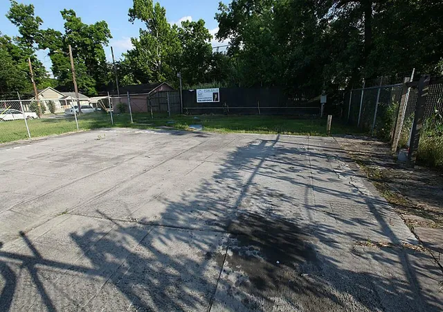 3rd image of 0 N North Loop, Houston, TX 77008 | MLS# 18218328