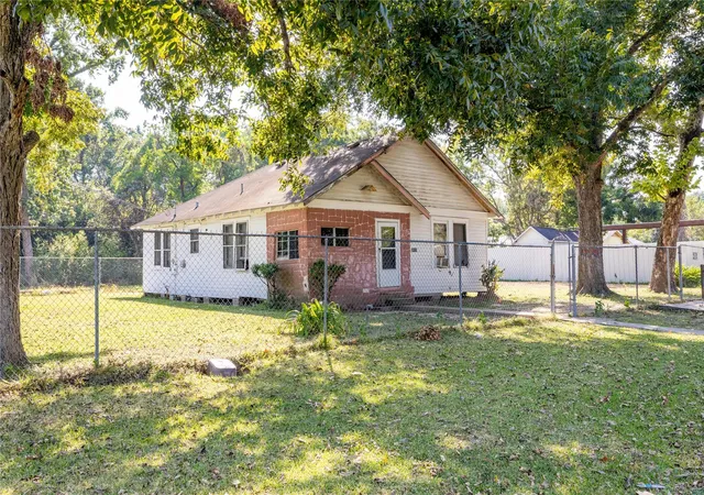 4th image of 9010 Wheatley St, Houston, TX 77088 | MLS# 35083414