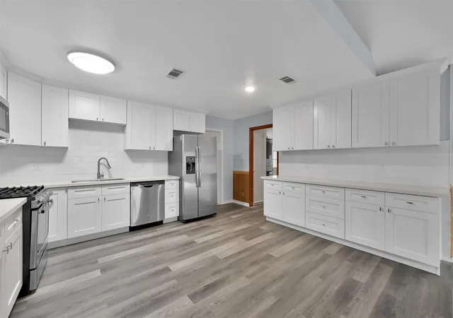 Photo 2 of Single family home for sale at 13069 Forest Trl, Conroe, TX 77306 | MLS# 57002928 | Listing updated on 2026-08-18