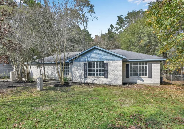 Photo 4 of Single family home for sale at 13069 Forest Trl, Conroe, TX 77306 | MLS# 57002928 | Listing updated on 2026-08-18
