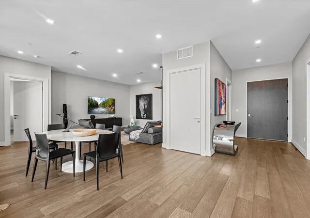 5th image of 1711 Allen Pkwy #2102, Houston, TX 77019 | MLS# 92782642