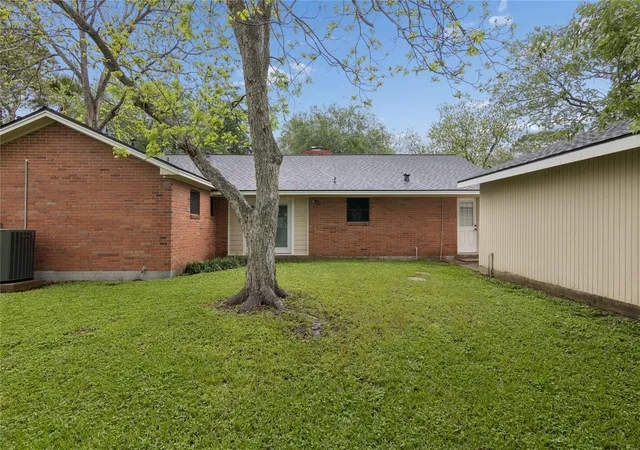 Homes for sale in Kemah, TX | 1206 Fay Rd, Kemah, TX 77565 | MLS# 23333858