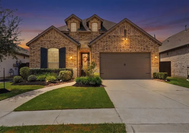 Photo 3 of Single family home for sale at 4042 Shackleton Ct, Rosharon, TX 77583 | MLS# 41745309 | Listing updated on 2026-08-22