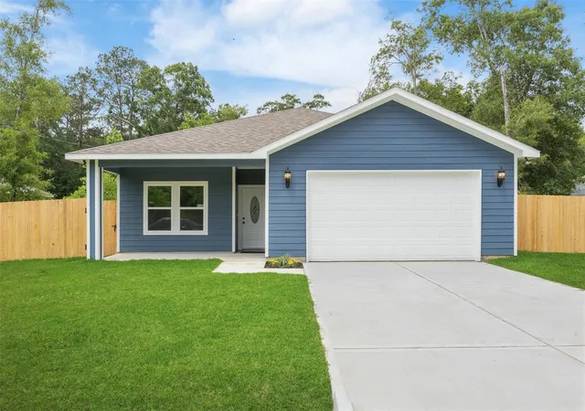 Photo 3 of Single family home for sale at 14390 Half Cir St, Splendora, TX 77372 | MLS# 34910682 | Listing updated on 2026-09-09