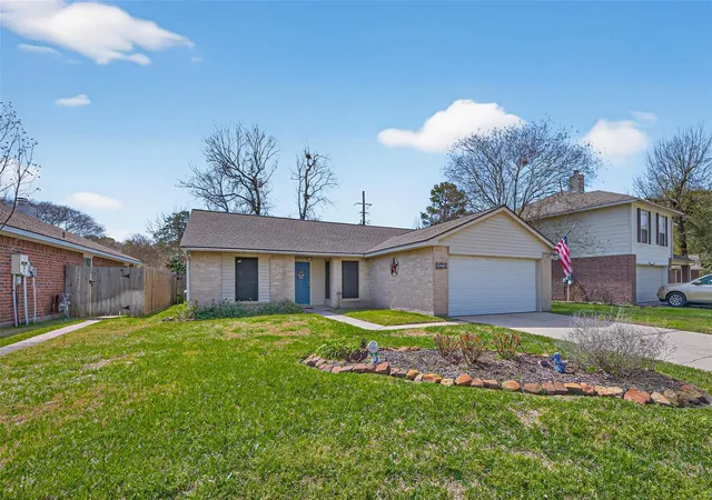 Photo 2 of Sale Pending at 3639 Nutwood Ln, Spring, TX 77389 | MLS# 77292474 | Listing updated on 2026-09-10