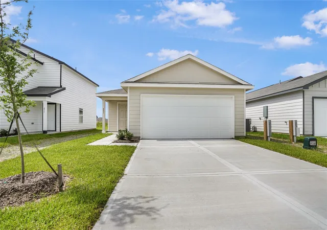 1st image of 881 Road 590114, Cleveland, TX 77327 | MLS# 48814900