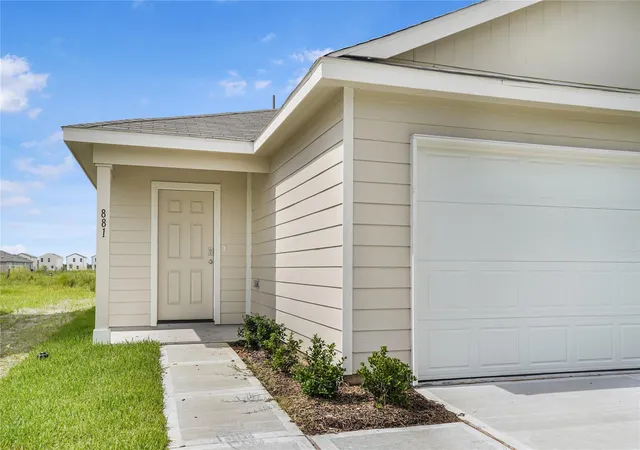 3rd image of 881 Road 590114, Cleveland, TX 77327 | MLS# 48814900