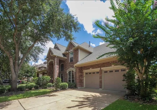 Photo 3 of Single family home for sale at 5923 Dillon Creek Ln, Katy, TX 77494 | MLS# 97326071 | Listing updated on 2026-09-19