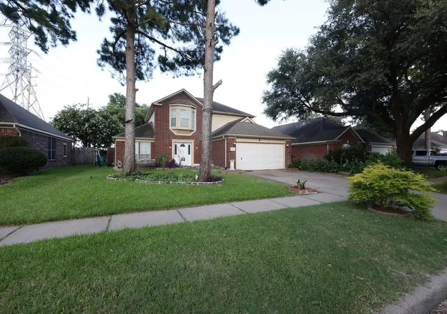 Photo 3 of Single family home for sale at 6246 Billinsgate Dr, Katy, TX 77449 | MLS# 23807682 | Listing updated on 2026-07-21