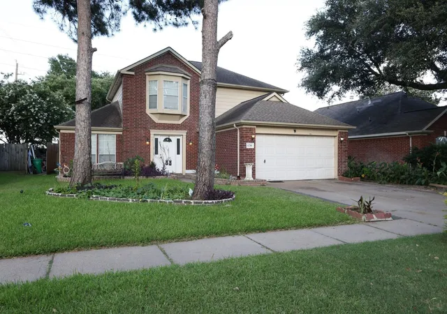 Photo 3 of Single family home for sale at 6246 Billinsgate Dr, Katy, TX 77449 | MLS# 23807682 | Listing updated on 2026-07-21