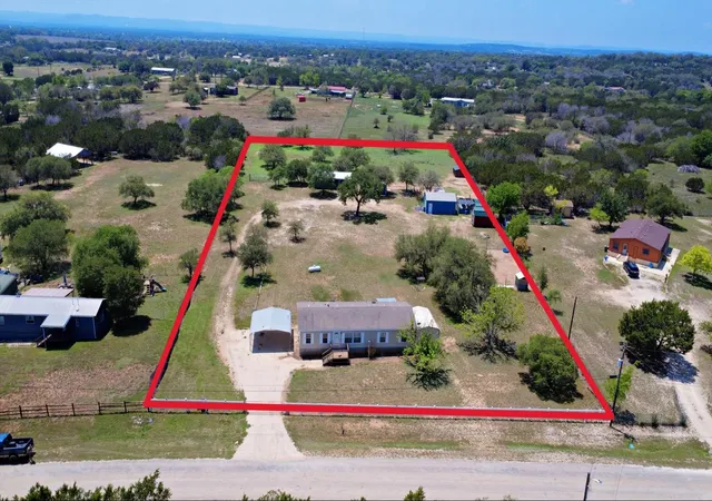 2nd image of 198 Betsy Dr, Bandera, TX 78003 | MLS# 13495839