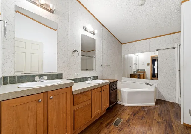 5th image of 198 Betsy Dr, Bandera, TX 78003 | MLS# 13495839