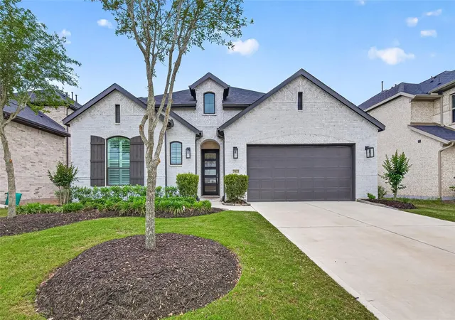 Photo 1 of Single family home for sale at 29843 Breezy Pines Loop, Fulshear, TX 77441 | MLS# 37520284 | Listing updated on 2026-08-24