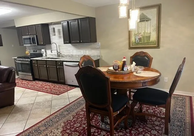 Photo 4 of Single family home for sale at 7217 Poplar Dr, Galveston, TX 77551 | MLS# 17029153 | Listing updated on 2026-05-19