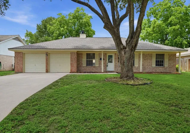 1st image of 815 Klare Ave, Rosenberg, TX 77471 | MLS# 57248602