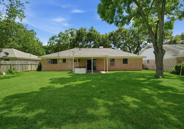 21st image of 815 Klare Ave, Rosenberg, TX 77471 | MLS# 57248602