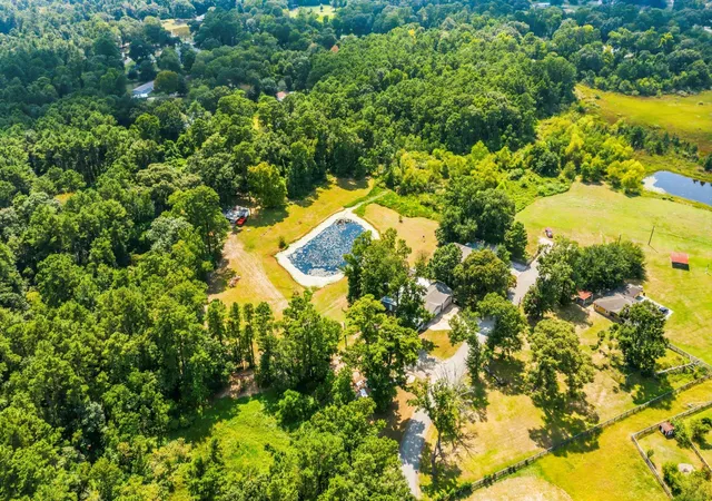 Photo 4 of Single family home for sale at 14228 Carpenter Rd, Conroe, TX 77302 | MLS# 47486893 | Listing updated on 2026-08-07