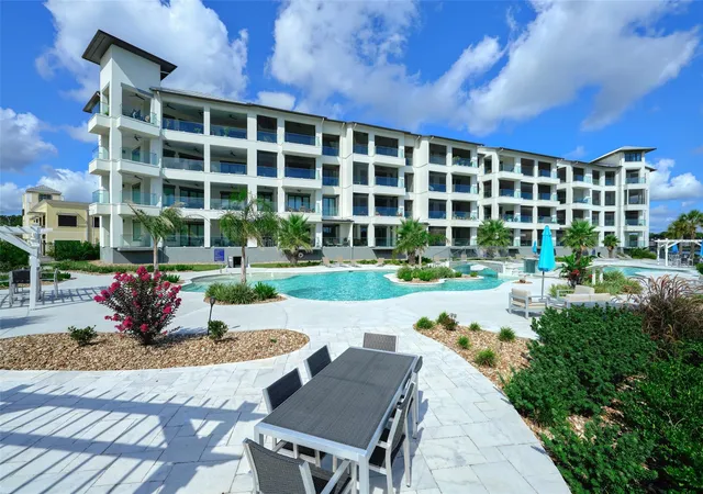 2nd image of 199 Waterpoint Ct, Conroe, TX 77356