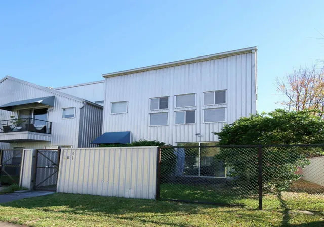 Photo 1 of Townhouse for sale at 2819 Crawford, Houston, TX 77004 | MLS# 12921056 | Listing updated on 2026-09-13