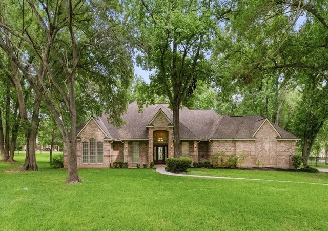 Photo 2 of Single family home for sale at 89 La Mirada Dr, Montgomery, TX 77356 | MLS# 5344275 | Listing updated on 2026-07-16