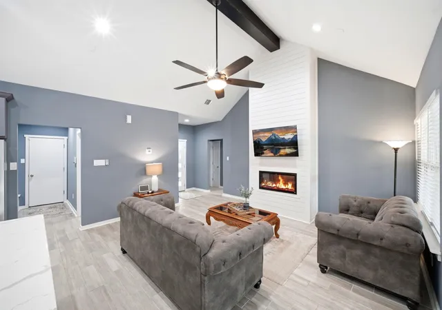 Photo 4 of Single family home for sale at 708 Magnolia St Ave, Sealy, TX 77474 | MLS# 85911108 | Listing updated on 2026-06-12