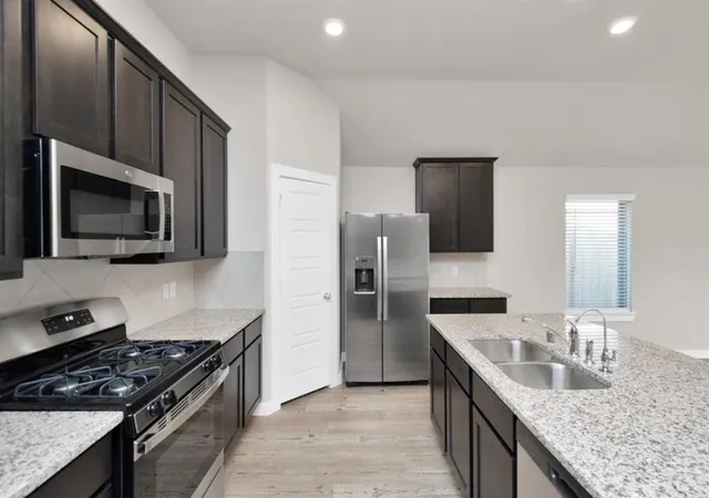 5th image of 2627 Border Cove Cir, Fresno, TX 77545 | MLS# 79755169