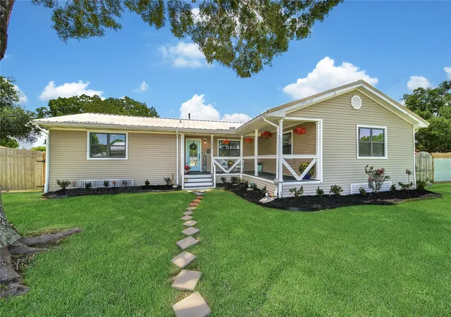 1st image of 1800 Alvy Dr, La Porte, TX 77571 | MLS# 51475505