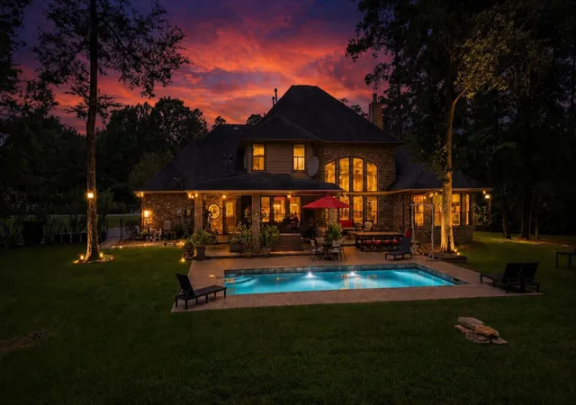 Photo 3 of Single family home for sale at 1270 Autumnwood Dr, Magnolia, TX 77354 | MLS# 2700398 | Listing updated on 2026-09-10